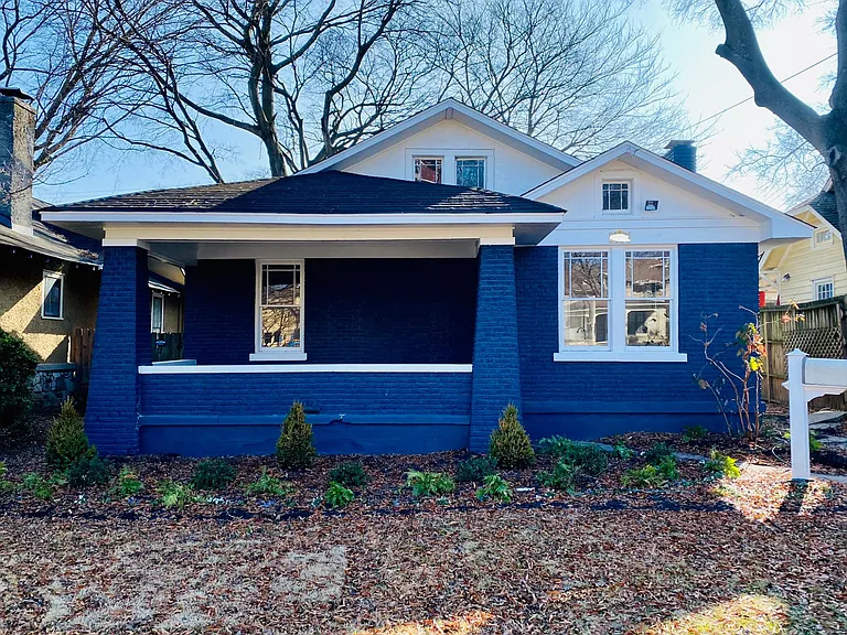 1683 York Ave — Photo 1