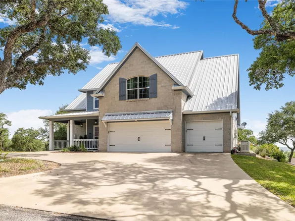 111 Kathleen Ave, La Grange, TX 78945