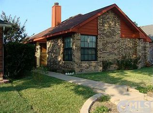 1426 Windmill Ln, Mesquite, TX 75149