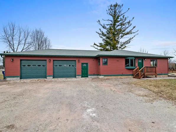 231 Chicago St, Pulaski, WI 54162