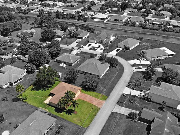 3rd image of 2661 SW Cactus Cir