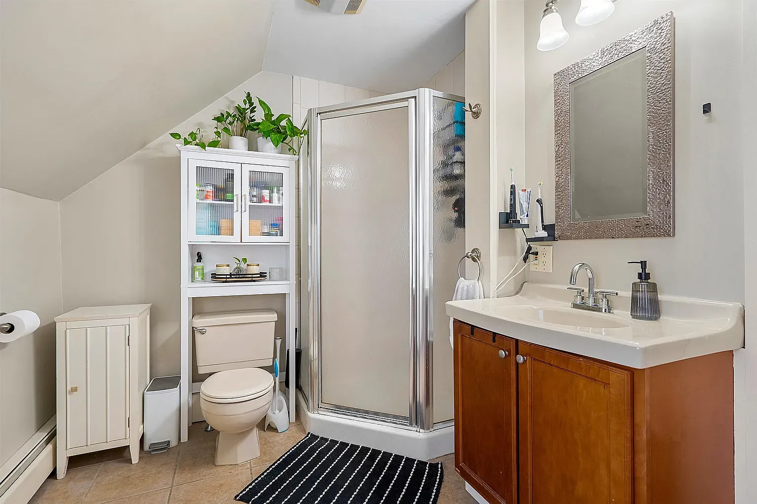 2 bed, 900 sqft, $2,500 — Photo 3