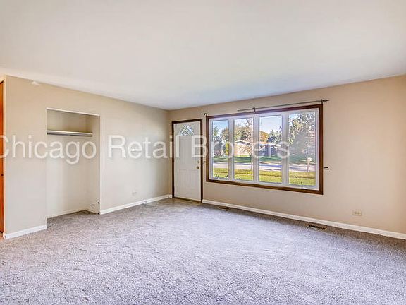 2nd image of 9525 W Willow Ln