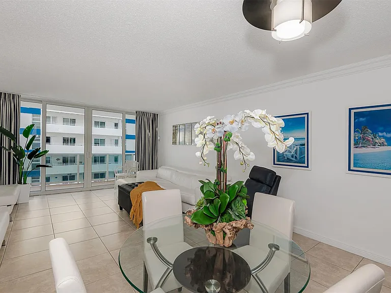 3140 S Ocean Dr #509 — Photo 12