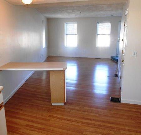 5th image of 200 Merrimac St #C