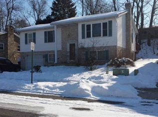 14 Roller Dr, Steelton, PA 17113