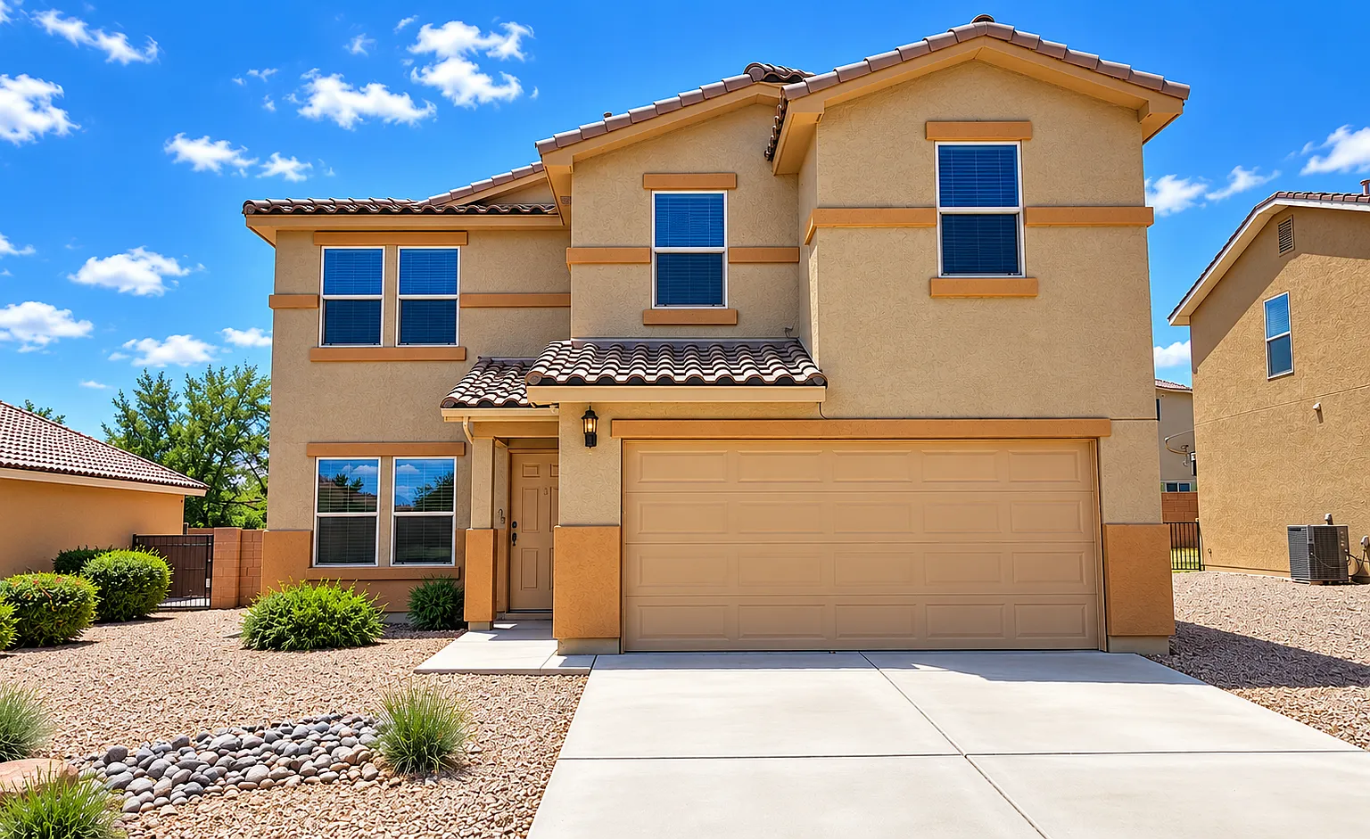 3 bed, 2.5 bath, 1986 sqft, $2,100 — Photo 1