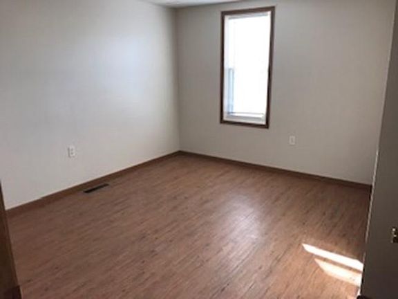 5th image of 507 S Washington St #10