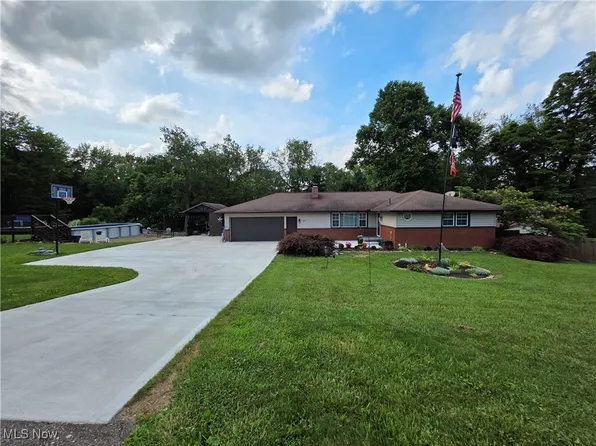 223 46th St SW, Canton, OH 44706