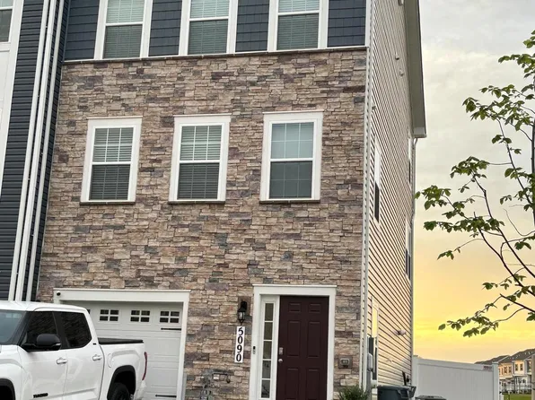 5090 Silver Oak Dr, Rosedale, MD 21237