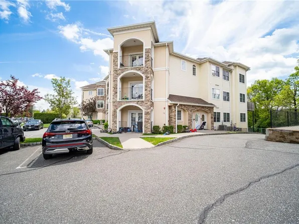 53 Horton Drive, Monsey, NY 10952