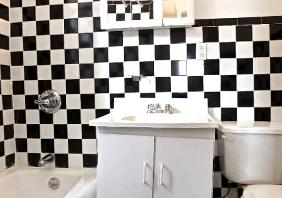 Rented by Crosstown Apartments NYC | media 50