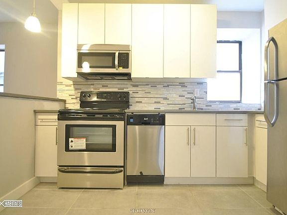 2nd image of 1284 Dean St APT 2C