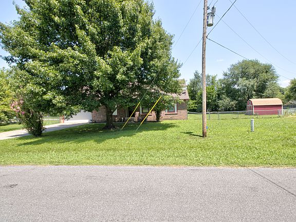4th image of 25215 S Holliday Dr