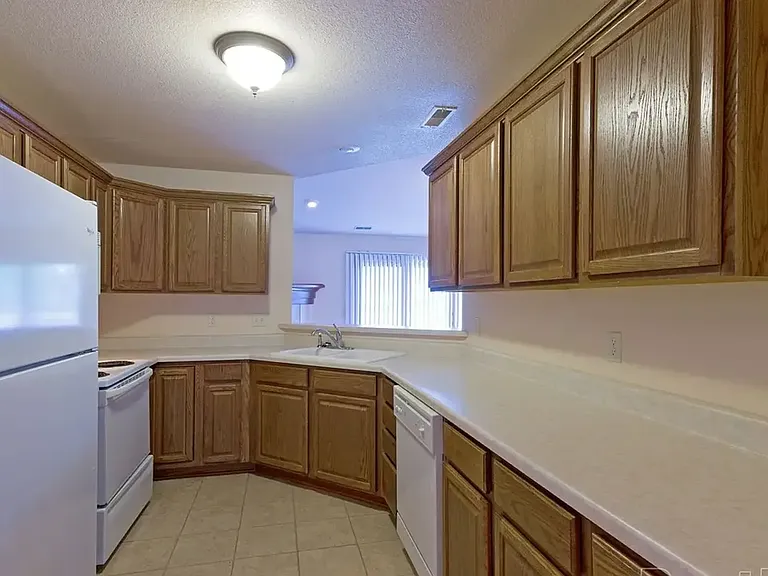 The Pines: Spacious Living in Quaint Ankeny Neighborhood! — Photo 20