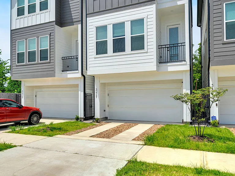 3417 Yellowstone Blvd #4 — Photo 15