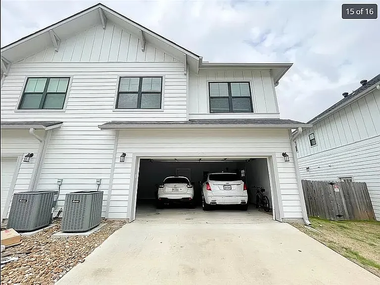 2114 Crescent Pointe Pkwy — Photo 10