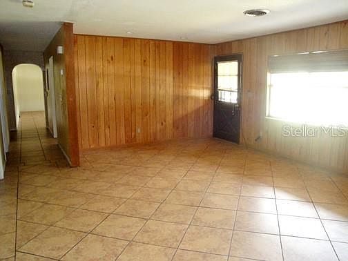 3rd image of 3130 NE 7th Ln