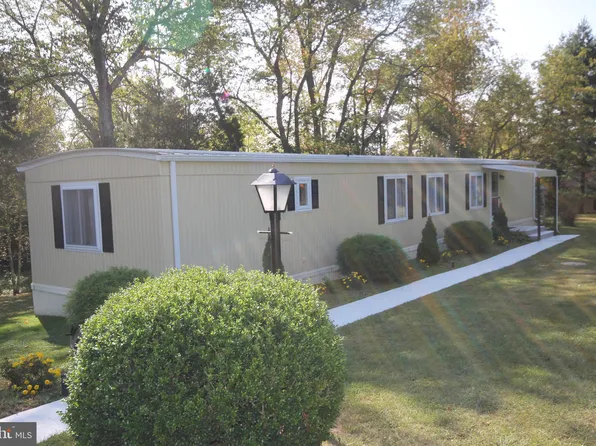 310 Neiffer Rd, Schwenksville, PA 19473