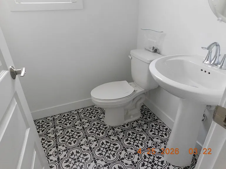 13559 N 174th Ave — Photo 5