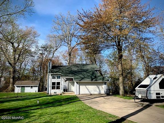 2nd image of 62205 41st St