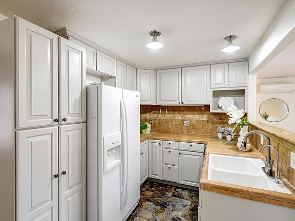 5th image of 21550 Madrone Dr #A