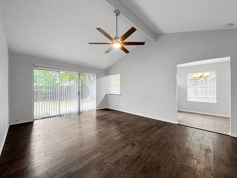1509 Quail Dr — Photo 5