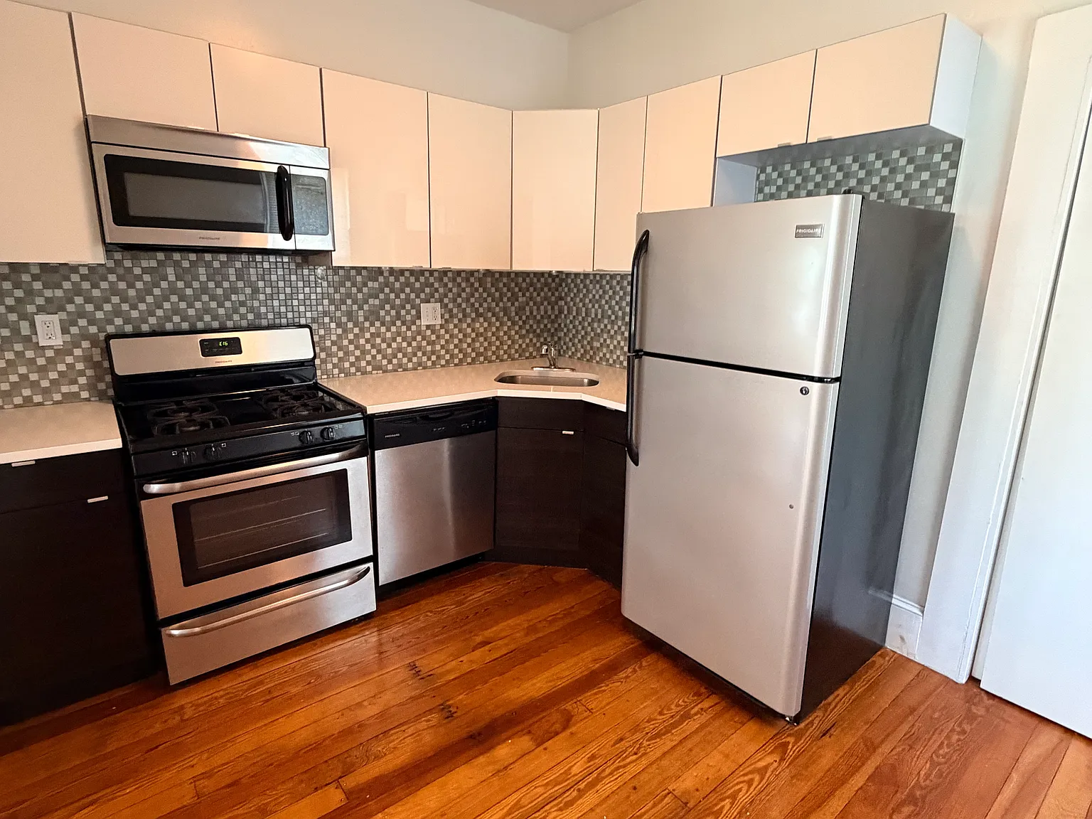 1 bed, $1,595 — Photo 4