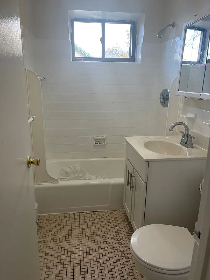 Packards Corner Huge 1 Bed , Ac, Dishwasher Hw Floors Lots Of Closets ! Now Or 9.1 Free Month — Photo 2