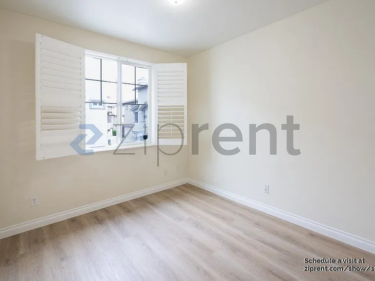 16935 Laurel Hill Ln #181 — Photo 14