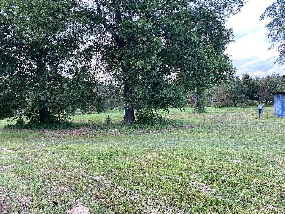 2nd image of 8646 Hyena Rd