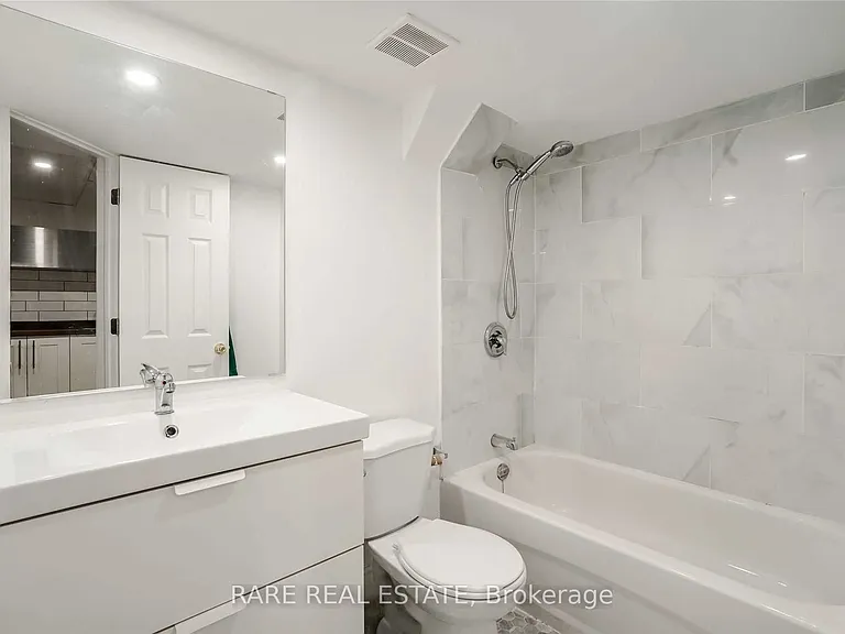 6133 Duford Dr #LOWER — Photo 5