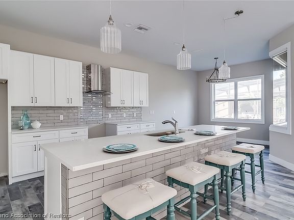 5th image of 3071 Royal Oaks Ct