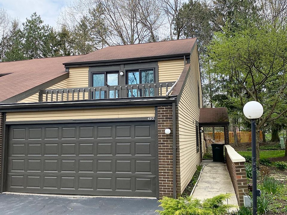 1st image of 493 Forsythia Ln
