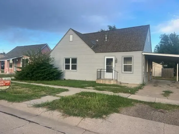 1027 N Washington Ave, Liberal, KS 67901