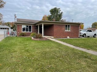 13865 Riverwood Dr, Sterling Heights, MI 48312