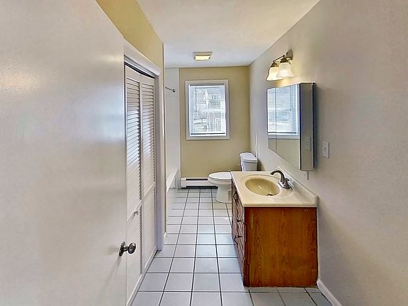 2nd image of 52 Rockefeller St #2CP