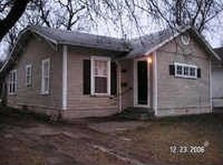 825 W Beddell St, Fort Worth, TX 76115