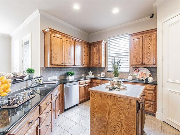 2nd image of 7417 Boulder Creek Dr