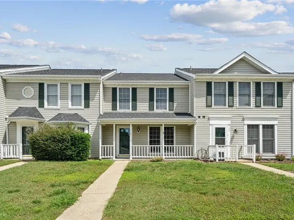 119 Sterling Ct, Yorktown, VA 23693