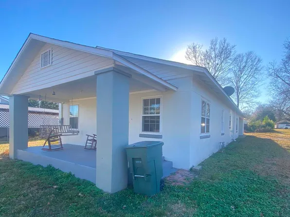 102 Nell St, Clanton, AL 35045