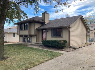 9612 Monroe Ct, Urbandale, IA 50322
