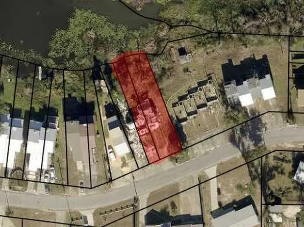 4923 S Lakewood Dr, Panama City, FL 32404
