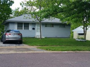 7801 Paddington Dr, Saint Louis, MO
