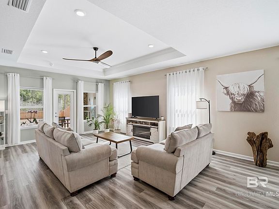 5th image of 13887 Antler Hill Rd