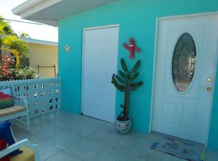 16 Man O War Dr, Marathon, FL 33050