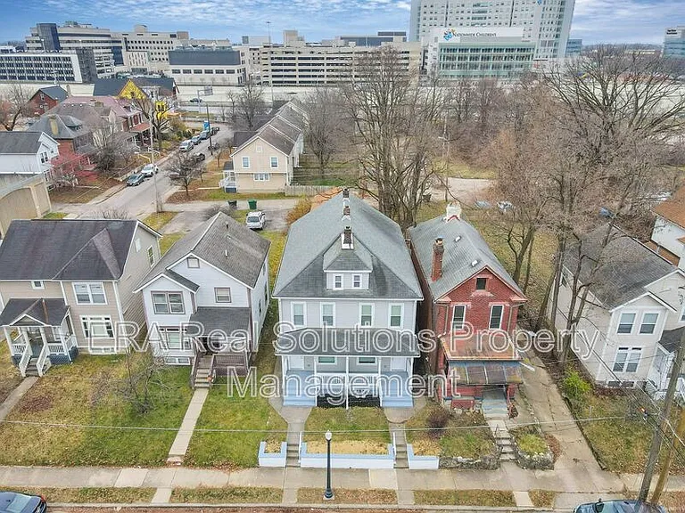 741 E Mound St — Photo 25