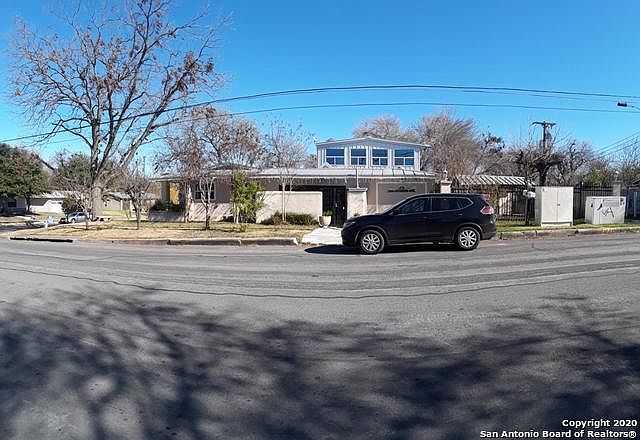 1st image of 630 Storeywood Dr