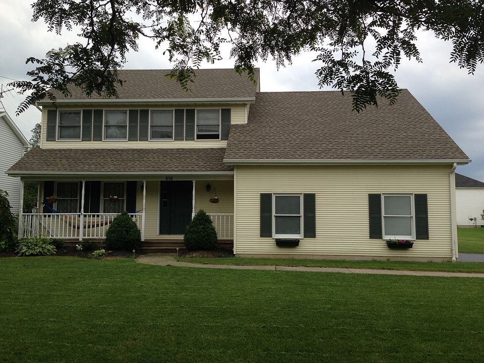 Full front porch
