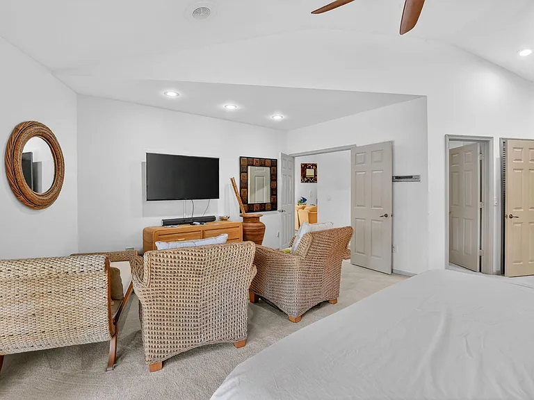 22519 Esplanada Cir W #W — Photo 30